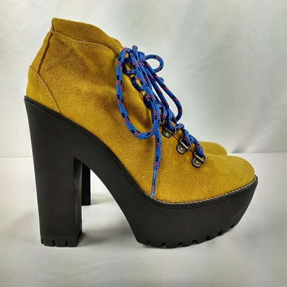 Polo Ralph Lauren Shoes - Polo Ralph Lauren Camel Suede Laced Booties